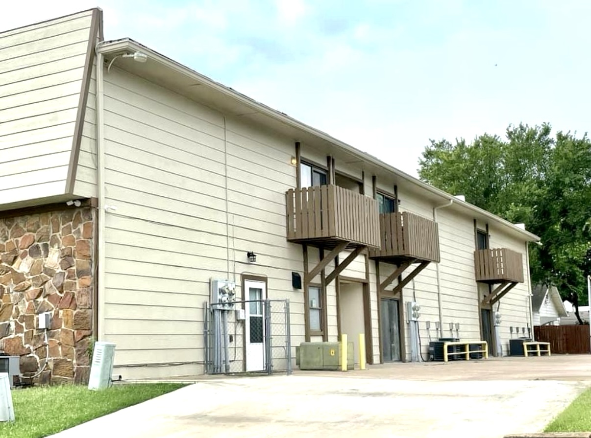 Jamestown Apartments 6