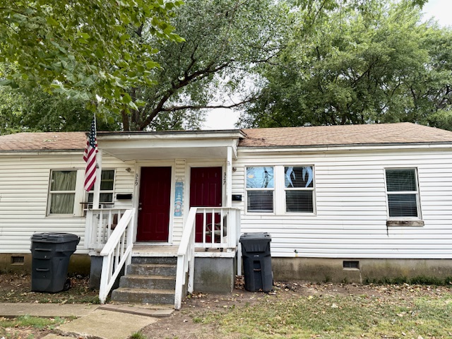 327 Ash Street Northwest
