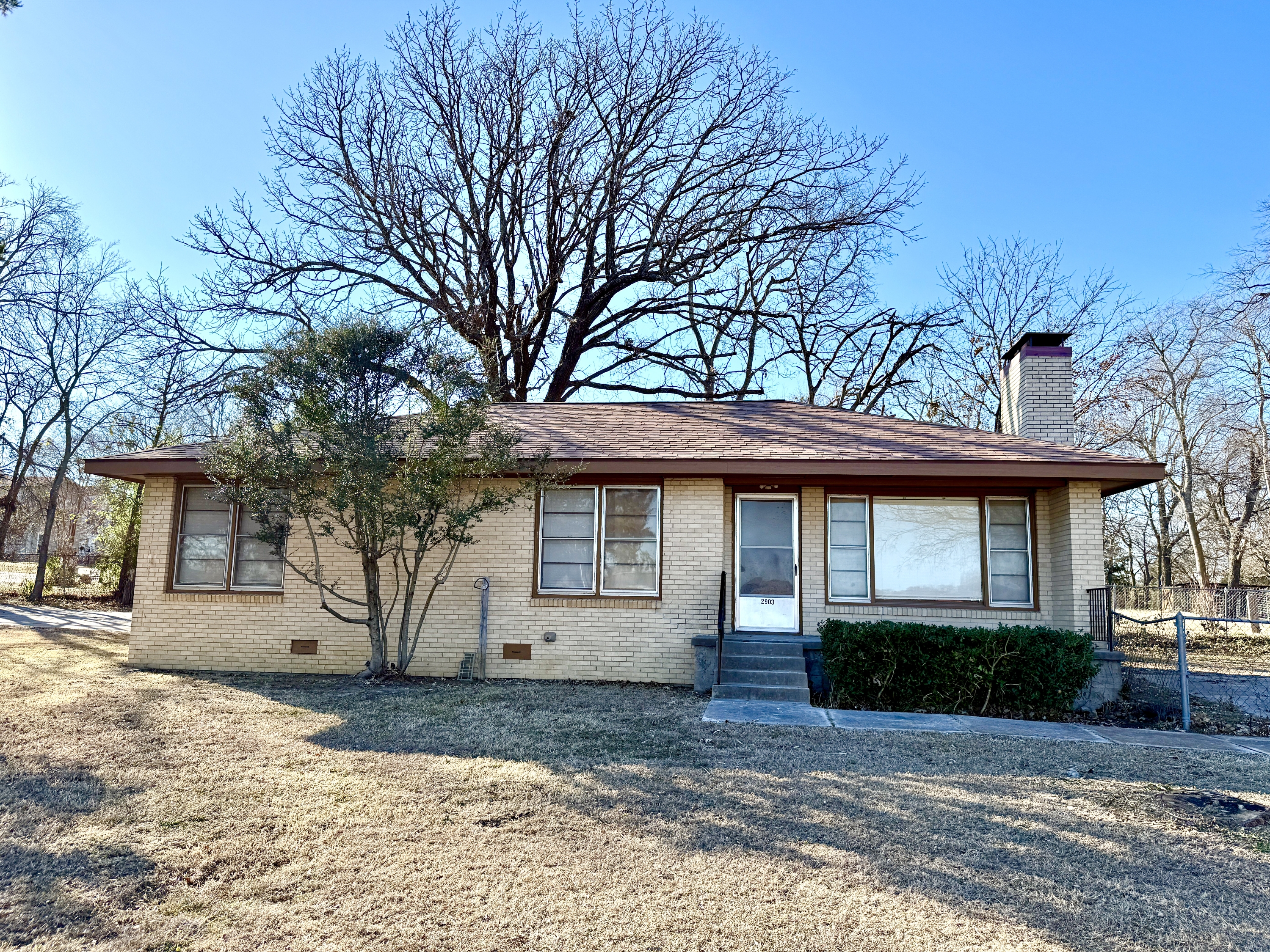 2903 North Commerce Street