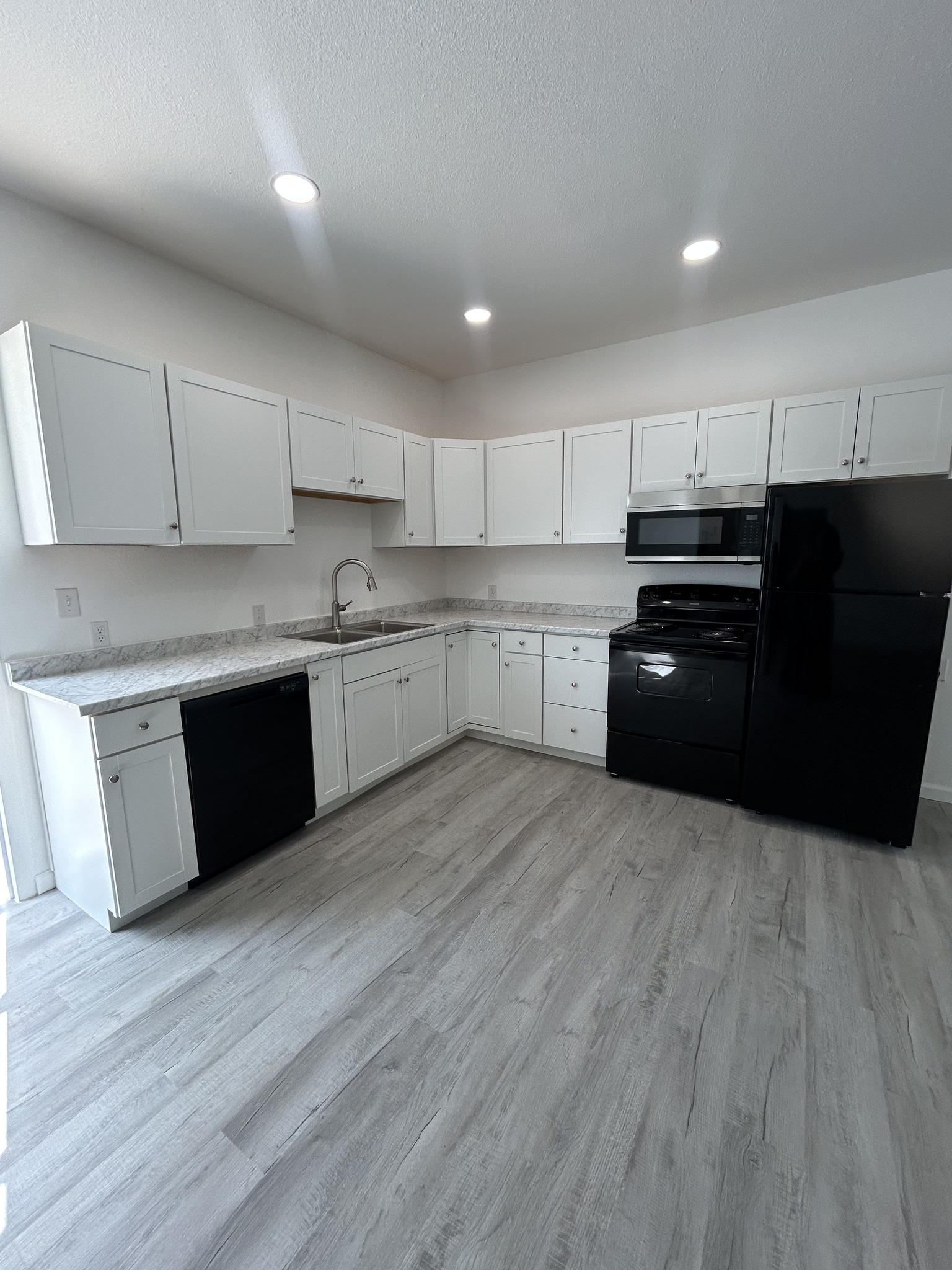 2529 Cardinal Apt A